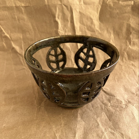 Leaf Pattern Pierced Bowl